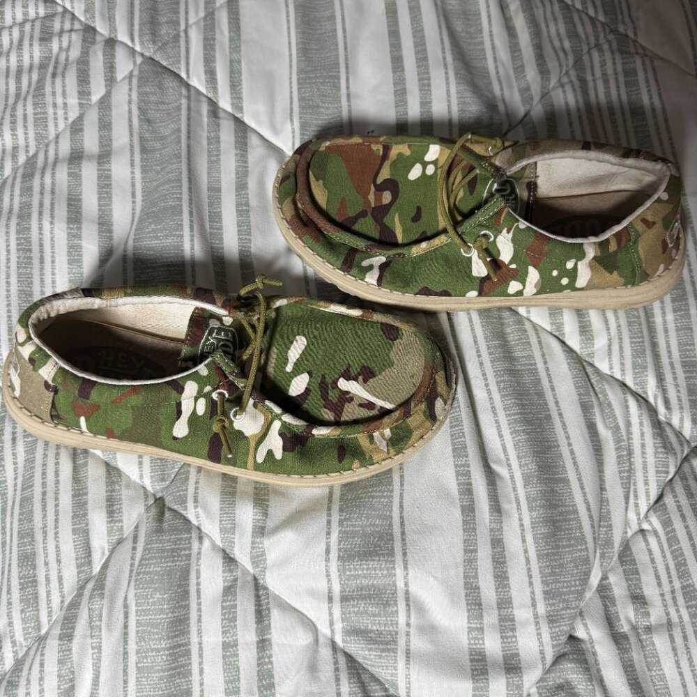 Hey Dude Wally Linen Youth Camo loafers Y6/L7 - Picture 5 of 6